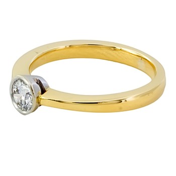 18ct gold diamond 0.25cts solitaire Ring size K